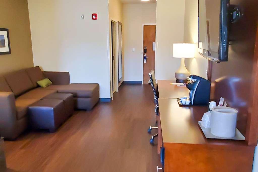 Comfort Airport Hotel 3*