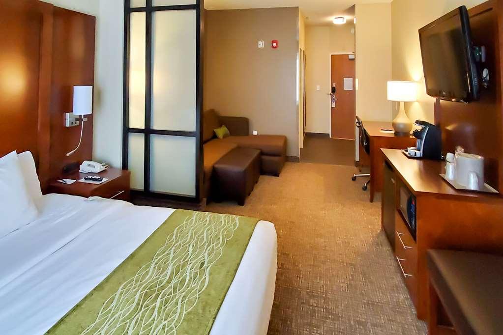 Comfort Airport Hotel Helena