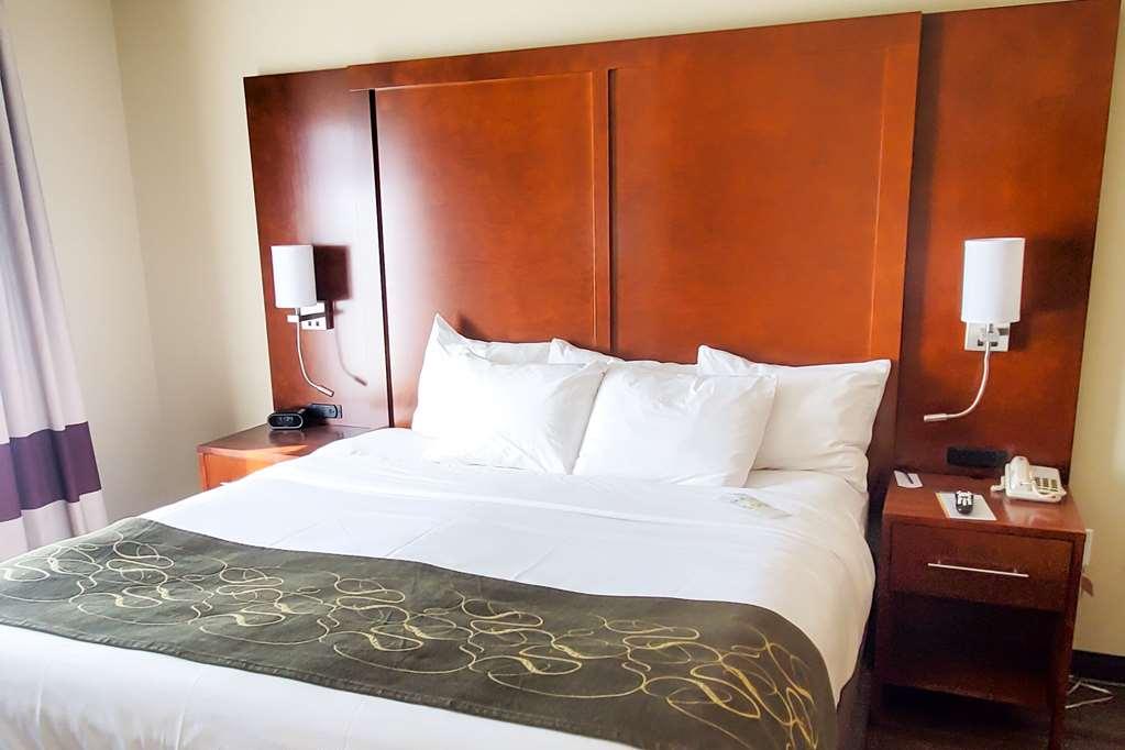 Hotel Comfort Airport 3*