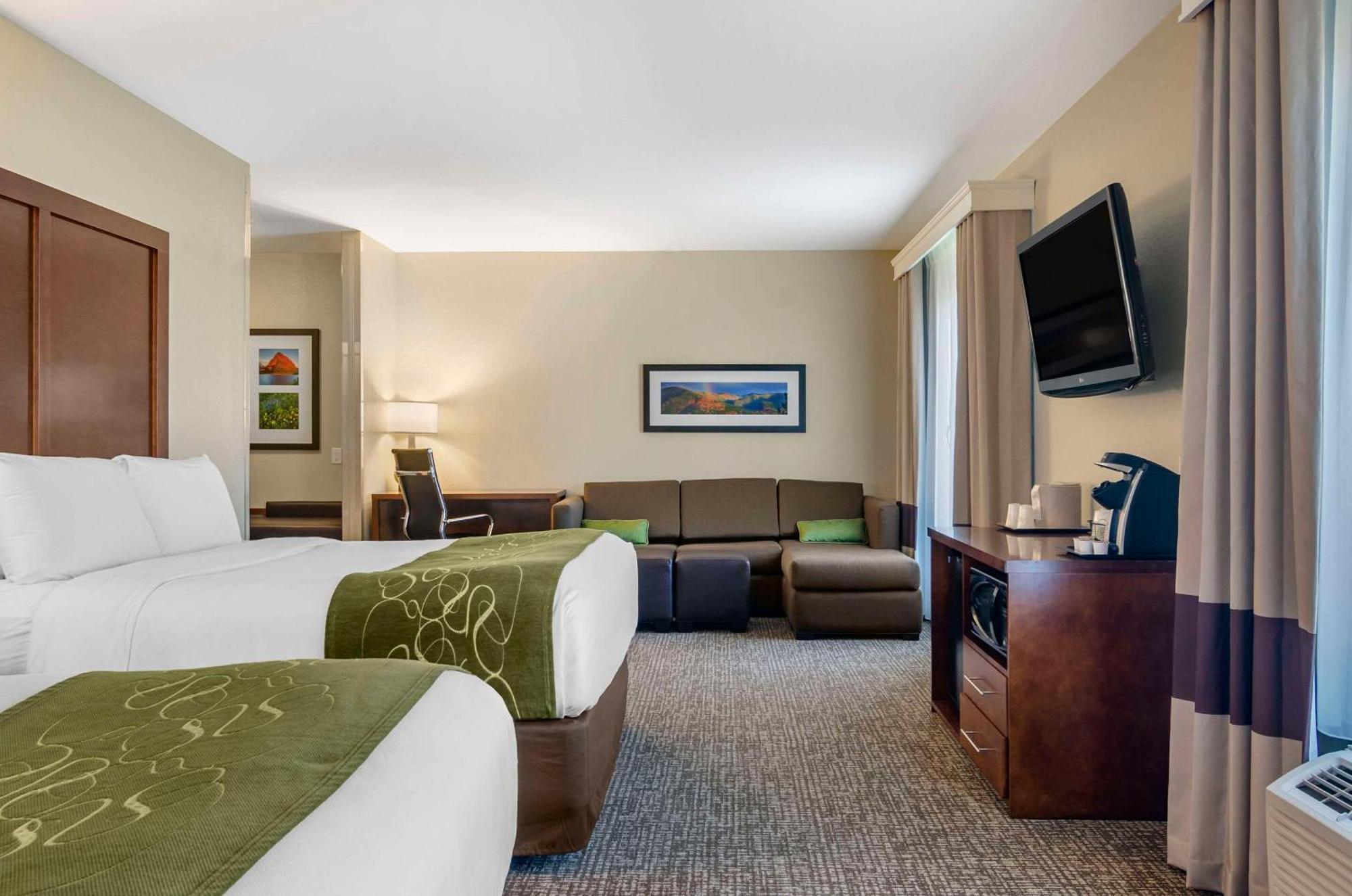 Comfort Airport Hotel