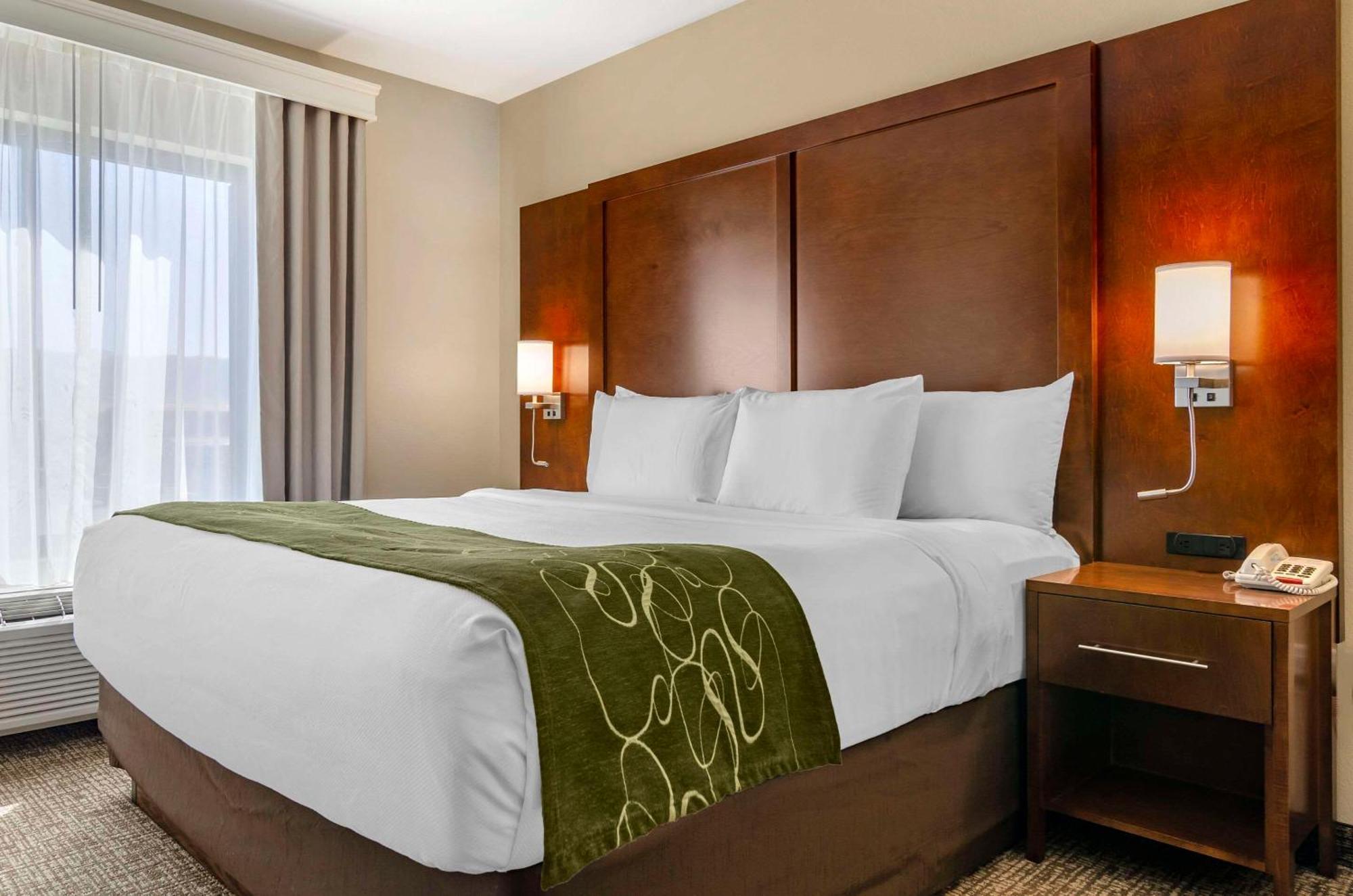 Comfort Airport Hotel